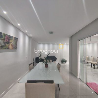 Casa com 107m², 3 quartos (sendo 1 suíte), 2 garagens, no bairro Vargem do Bom Jesus em Florianópolis
