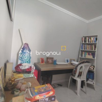 Casa com 107m², 3 quartos (sendo 1 suíte), 2 garagens, no bairro Vargem do Bom Jesus em Florianópolis