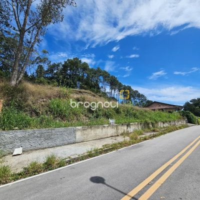 Terreno com 1533m², no bairro João Paulo em Florianópolis