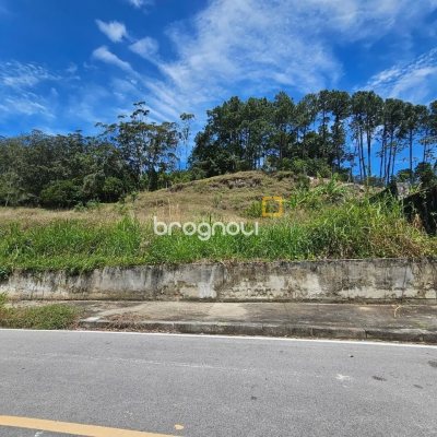 Terreno com 1533m², no bairro João Paulo em Florianópolis