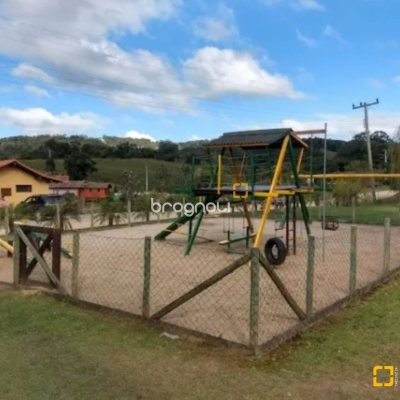 Sítio com 11511m², no bairro Invernadinha em Rancho Queimado