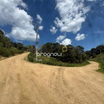 Sítio com 11511m², no bairro Invernadinha em Rancho Queimado