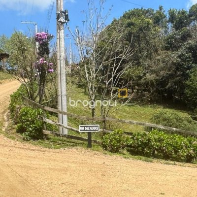 Sítio com 11511m², no bairro Invernadinha em Rancho Queimado