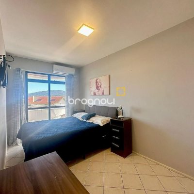 Apartamento com 59m², 2 quartos, 1 garagem, no bairro Ingleses em Florianópolis