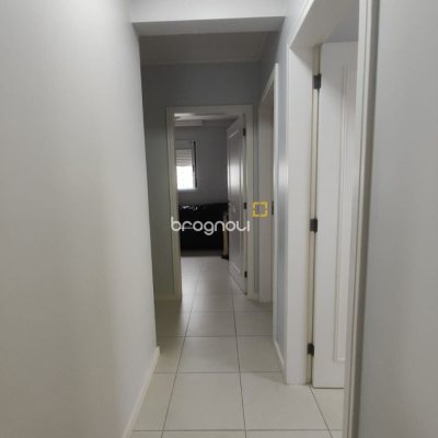 Apartamento com 121m², 4 quartos (sendo 2 suítes), 2 garagens, no bairro Balneário em Florianópolis