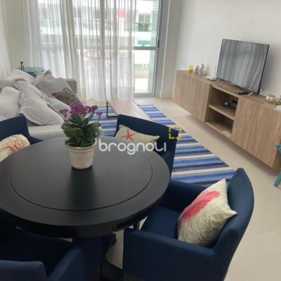 Apartamento com 137m², 5 quartos (sendo 4 suítes), 2 garagens, no bairro Canasvieiras em Florianópolis