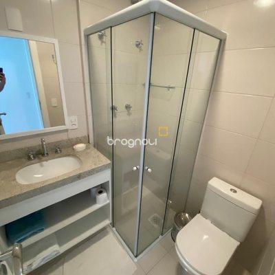 Apartamento com 137m², 5 quartos (sendo 4 suítes), 2 garagens, no bairro Canasvieiras em Florianópolis