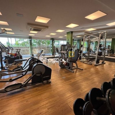 Apartamento com 137m², 5 quartos (sendo 4 suítes), 2 garagens, no bairro Canasvieiras em Florianópolis