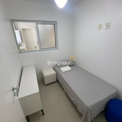 Apartamento com 137m², 5 quartos (sendo 4 suítes), 2 garagens, no bairro Canasvieiras em Florianópolis