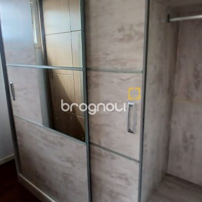 Casa com 237m², 5 quartos (sendo 1 suíte), 6 garagens, no bairro Balneário em Florianópolis