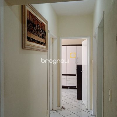 Casa com 92m², 3 quartos (sendo 1 suíte), 2 garagens, no bairro Bela Vista em São José