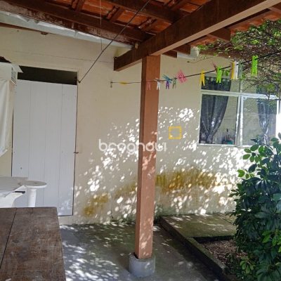 Casa com 92m², 3 quartos (sendo 1 suíte), 2 garagens, no bairro Bela Vista em São José