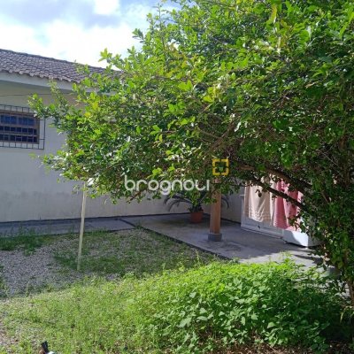 Casa com 92m², 3 quartos (sendo 1 suíte), 2 garagens, no bairro Bela Vista em São José