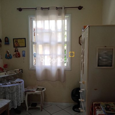 Casa com 92m², 3 quartos (sendo 1 suíte), 2 garagens, no bairro Bela Vista em São José