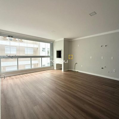 Apartamento com 81m², 2 quartos (sendo 1 suíte), 1 garagem, no bairro Ingleses em Florianópolis
