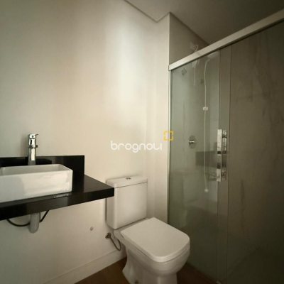 Apartamento com 81m², 2 quartos (sendo 1 suíte), 1 garagem, no bairro Ingleses em Florianópolis