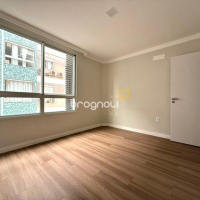 Apartamento com 81m², 2 quartos (sendo 1 suíte), 1 garagem, no bairro Ingleses em Florianópolis