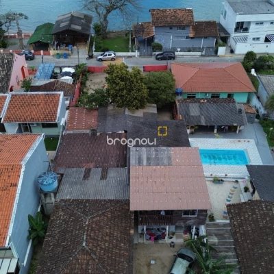 Terreno com 750m², no bairro Santo Antônio de Lisboa em Florianópolis