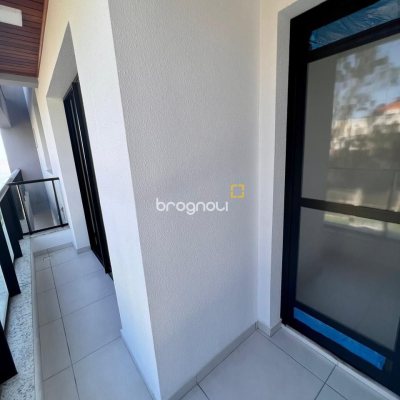 Apartamento com 62m², 2 quartos (sendo 1 suíte), 1 garagem, no bairro Coqueiros em Florianópolis