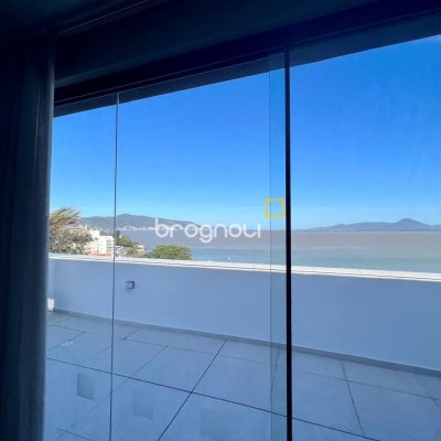 Apartamento com 62m², 2 quartos (sendo 1 suíte), 1 garagem, no bairro Coqueiros em Florianópolis