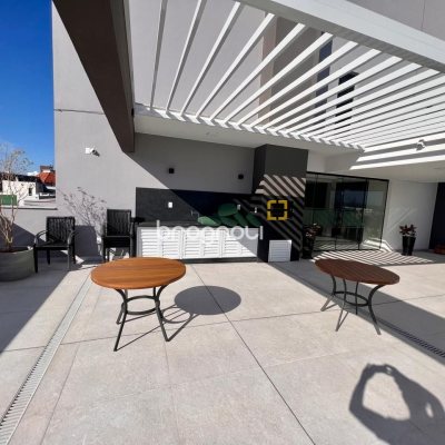 Apartamento com 62m², 2 quartos (sendo 1 suíte), 1 garagem, no bairro Coqueiros em Florianópolis