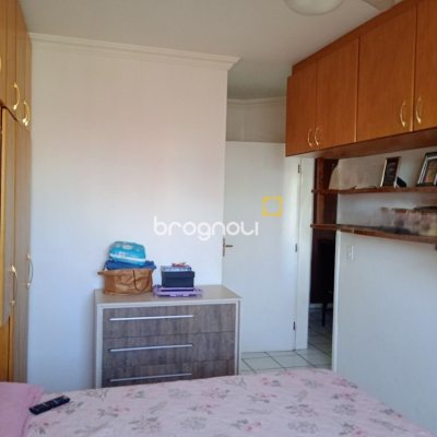 Apartamento com 89m², 3 quartos (sendo 1 suíte), 1 garagem, no bairro Campinas em São José