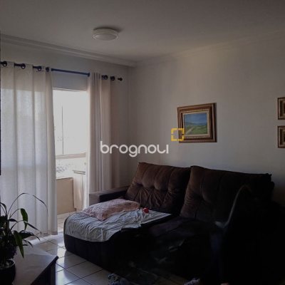 Apartamento com 89m², 3 quartos (sendo 1 suíte), 1 garagem, no bairro Campinas em São José