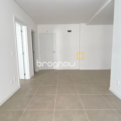 Apartamento com 83m², 1 quarto, 1 garagem, no bairro Ingleses em Florianópolis