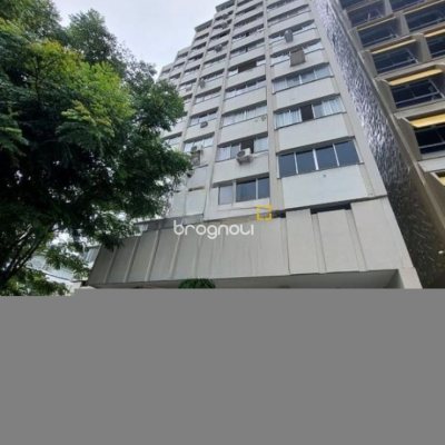 Apartamento com 49m², 1 quarto, no bairro Centro em Florianópolis