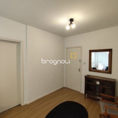 Apartamento com 49m², 1 quarto, no bairro Centro em Florianópolis