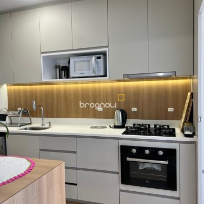 Apartamento com 82m², 3 quartos (sendo 1 suíte), 2 garagens, no bairro Jardim Cidade de Florianópolis em São José