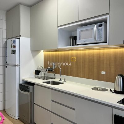 Apartamento com 82m², 3 quartos (sendo 1 suíte), 2 garagens, no bairro Jardim Cidade de Florianópolis em São José