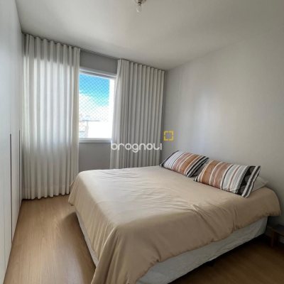 Apartamento com 82m², 3 quartos (sendo 1 suíte), 2 garagens, no bairro Jardim Cidade de Florianópolis em São José