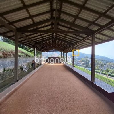 Terreno com 801m², no bairro Capoeiras em São José