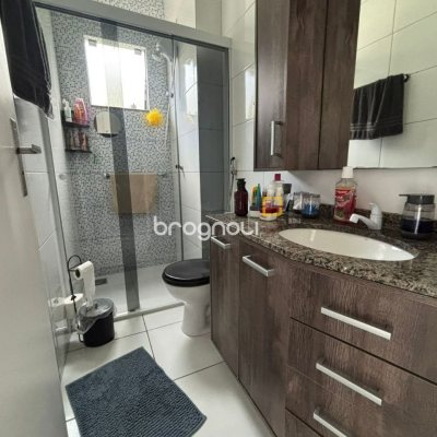 Apartamento com 59m², 3 quartos, 1 garagem, no bairro Potecas em São José