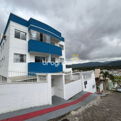 Apartamento com 59m², 3 quartos, 1 garagem, no bairro Potecas em São José