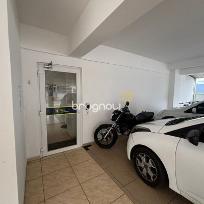Apartamento com 59m², 3 quartos, 1 garagem, no bairro Potecas em São José