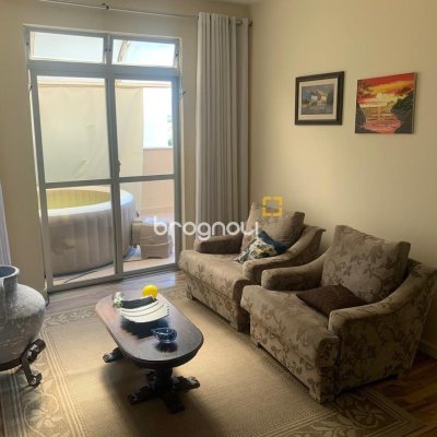 Cobertura com 133m², 4 quartos (sendo 1 suíte), 1 garagem, no bairro Estreito em Florianópolis