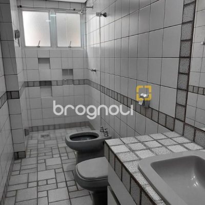 Apartamento com 140m², 3 quartos (sendo 1 suíte), 1 garagem, no bairro Agronômica em Florianópolis