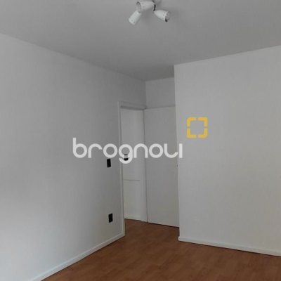 Apartamento com 140m², 3 quartos (sendo 1 suíte), 1 garagem, no bairro Agronômica em Florianópolis