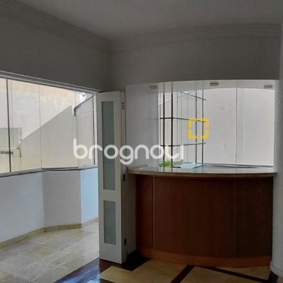 Apartamento com 140m², 3 quartos (sendo 1 suíte), 1 garagem, no bairro Agronômica em Florianópolis