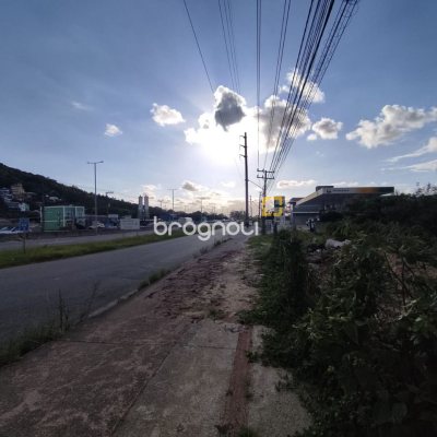 Terreno com 2829m², no bairro Vargem Grande em Florianópolis