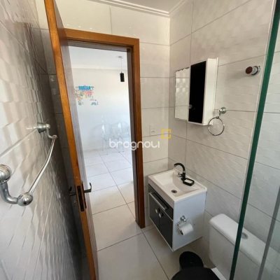 Apartamento com 61m², 2 quartos, 1 garagem, no bairro Ingleses em Florianópolis