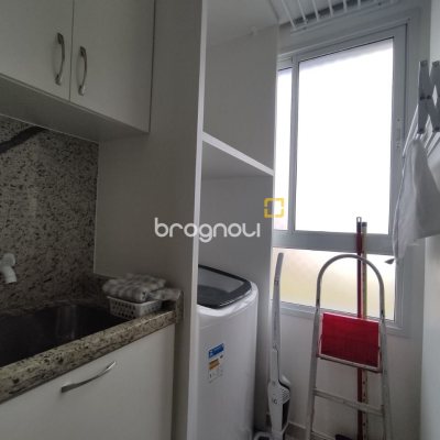 Apartamento com 100m², 3 quartos (sendo 1 suíte), 1 garagem, no bairro Capoeiras em Florianópolis