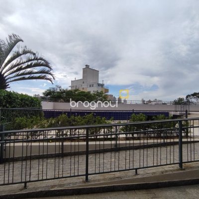 Apartamento com 100m², 3 quartos (sendo 1 suíte), 1 garagem, no bairro Capoeiras em Florianópolis