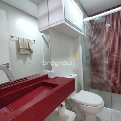 Apartamento com 100m², 3 quartos (sendo 1 suíte), 1 garagem, no bairro Capoeiras em Florianópolis