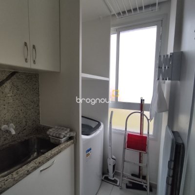 Apartamento com 100m², 3 quartos (sendo 1 suíte), 1 garagem, no bairro Capoeiras em Florianópolis