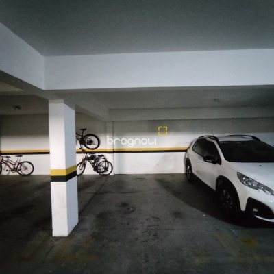 Apartamento com 100m², 3 quartos (sendo 1 suíte), 1 garagem, no bairro Capoeiras em Florianópolis