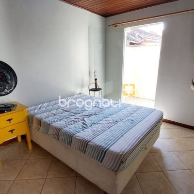 Casa com 65m², 2 quartos, 1 garagem, no bairro Campeche em Florianópolis