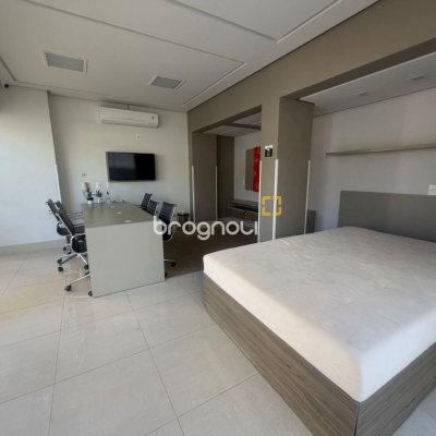 Apartamento com 78m², 3 quartos (sendo 1 suíte), 1 garagem, no bairro Centro em Florianópolis